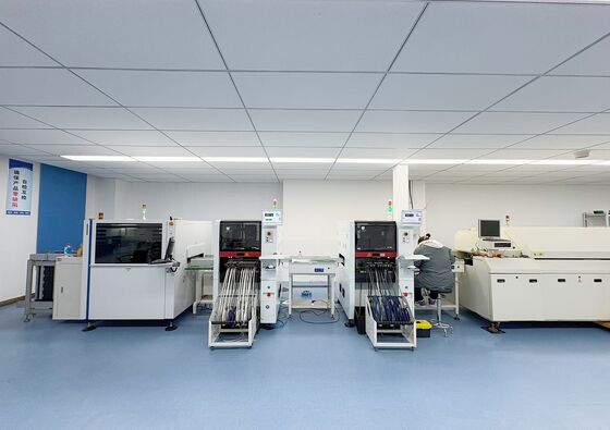 베스트셀러 6헤드 TC06 픽앤플레이스 머신 주철 프레임 SMT 칩 마운터