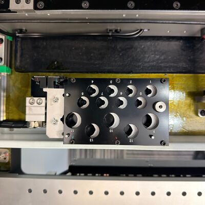 유니버설 PCB SMD 픽 앤 플래시 기계 기본 CHM-551과 함께 완전 자동